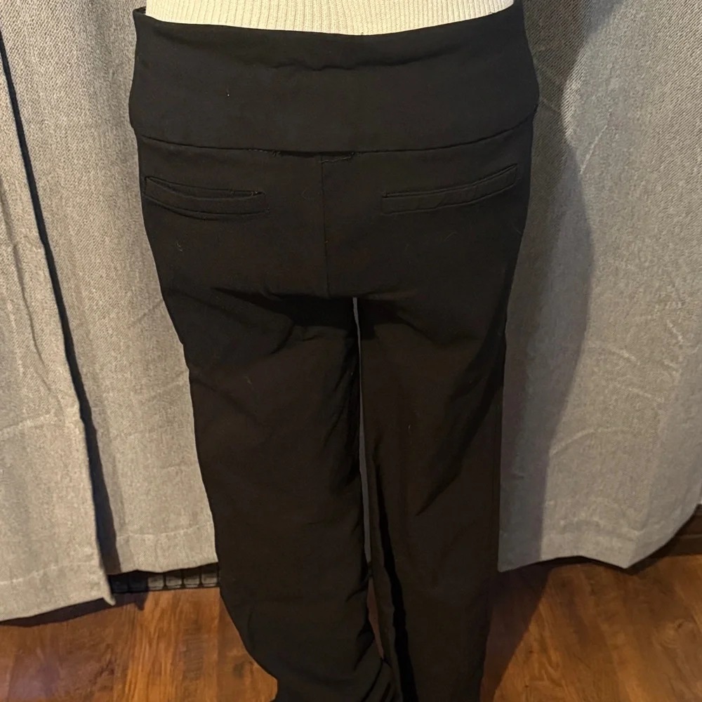 Classic Black Women's Pants - Picture 4 of 5